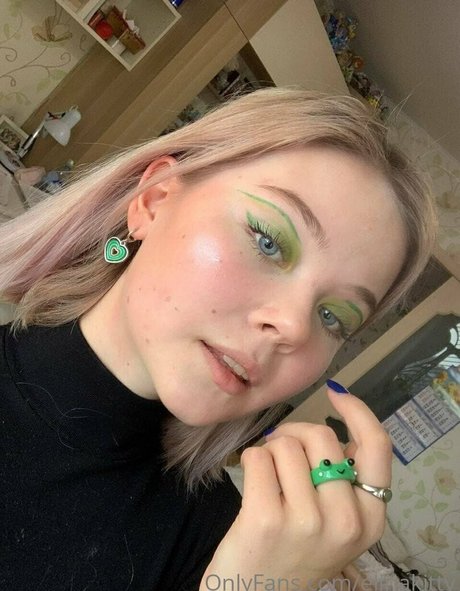 elinakitty tits onlyfans