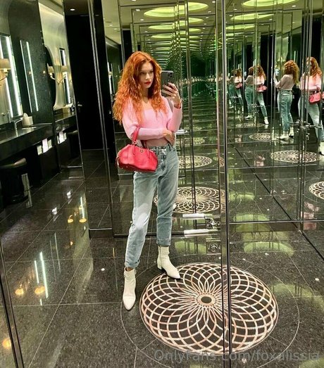 foxalissia onlyfans leaks sex