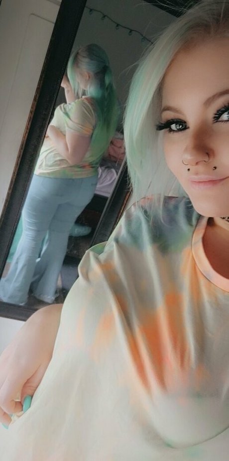 nikkimonstrosity onlyfans star