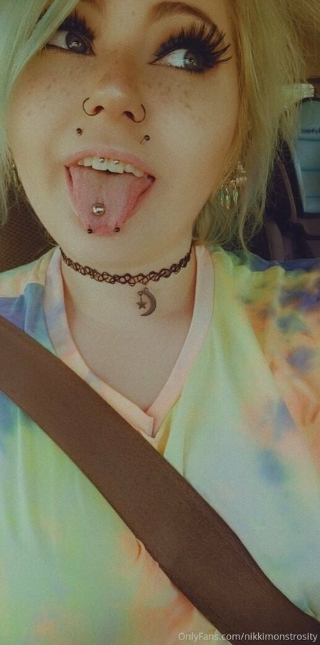 nikkimonstrosity onlyfans leaked pictures