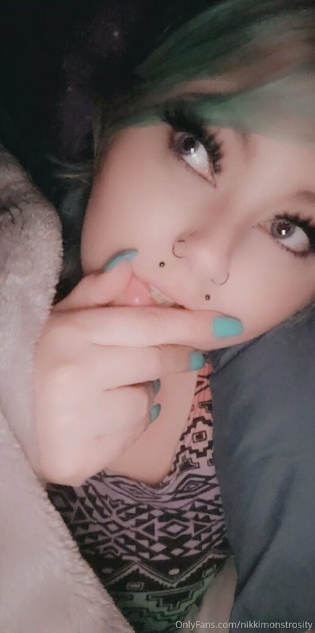 nikkimonstrosity nude onlyfans leaked