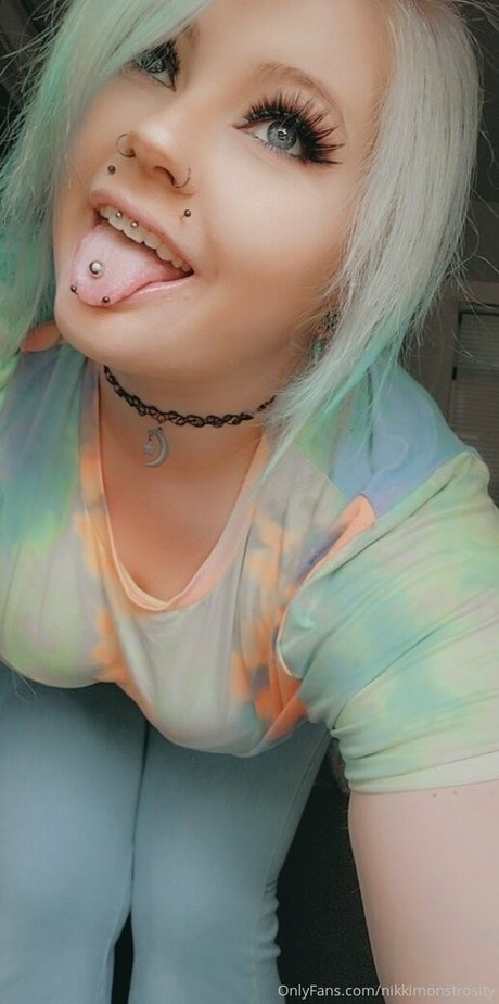 nikkimonstrosity onlyfans porn free
