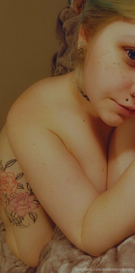 nikkimonstrosity onlyfans content leaked
