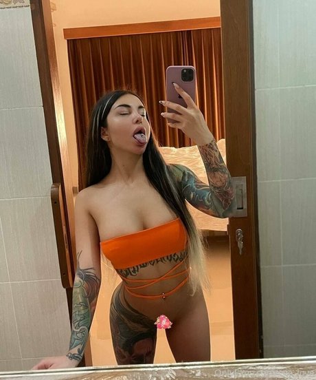 eve love hot onlyfans