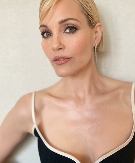 Leslie Bibb leaked onlyfans