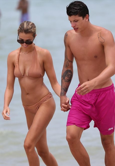 Hailey Clauson onlyfans xxx