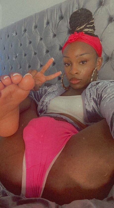 milandior3 nudes onlyfans leaked