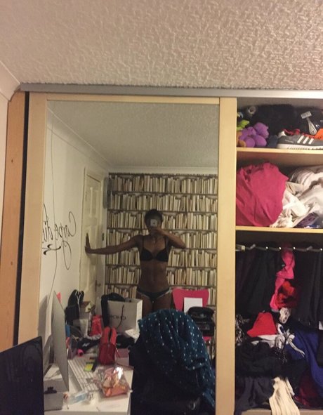 Dina Asher Smith nudes only fans