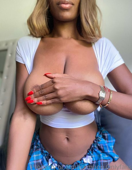 thesecretmoon onlyfans