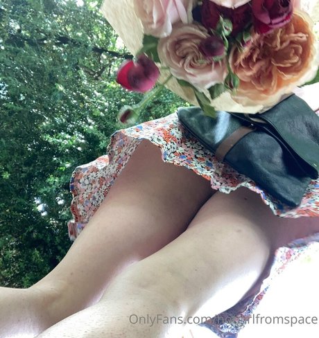 hotgirlfromspace nudes leaked onlyfans