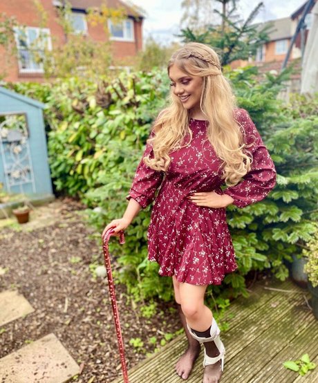 Lucy May Dawson onlyfans leak ass