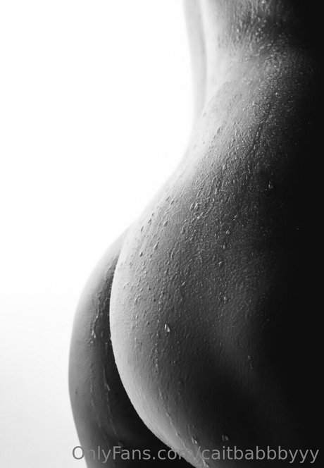 Cait Coldwell naked onlyfans