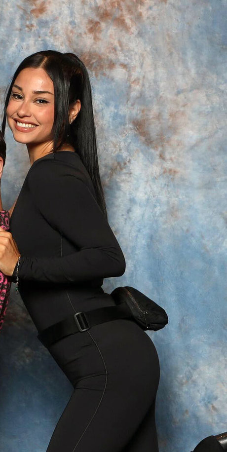 Yvette Monreal onlyfans leak new