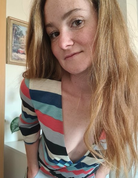 gingerleny desnuda onlyfans