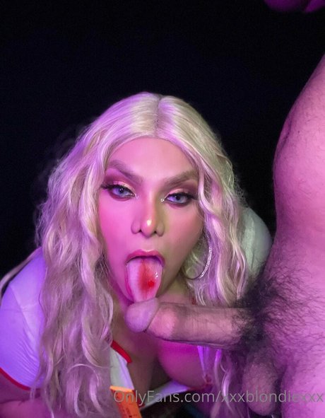 xxxblondiexxx onlyfans leak ass