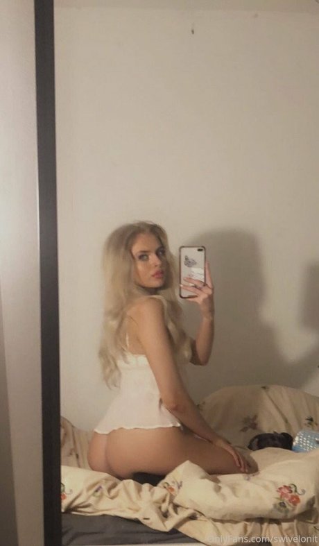rosieanya nude only fans leaks