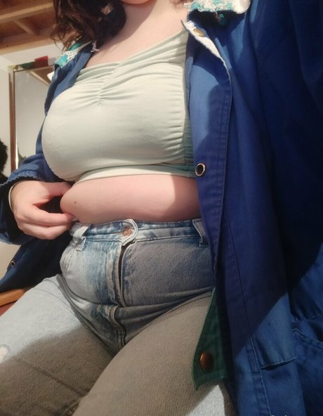 curvyfairyyy nude onlyfans leak