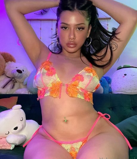 yahairayumi leaked onlyfans nude