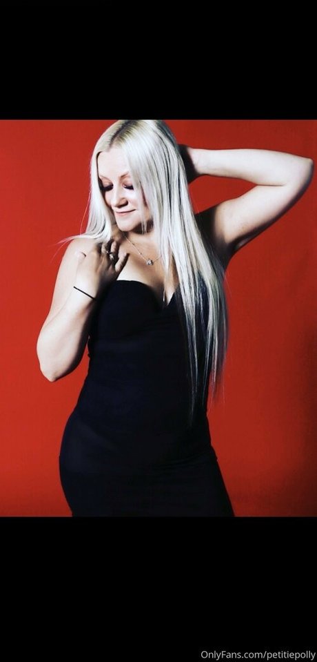 petitiepolly onlyfans leak free