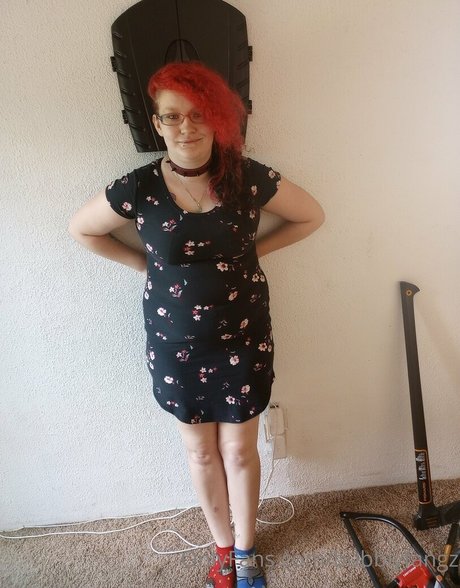 bubblyfangz topless onlyfans