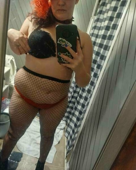 bubblyfangz nude on onlyfans