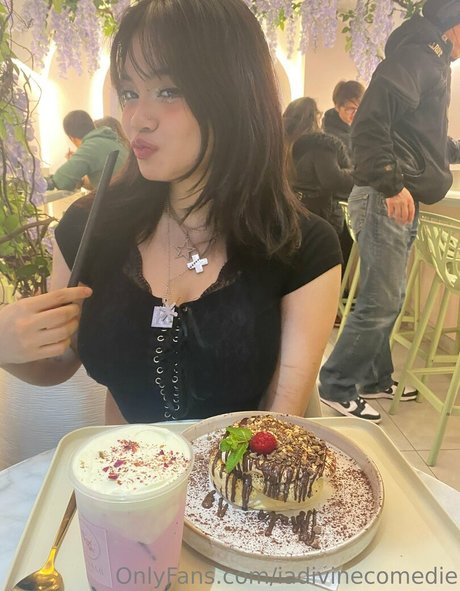 iadivinecomedie desnuda onlyfans