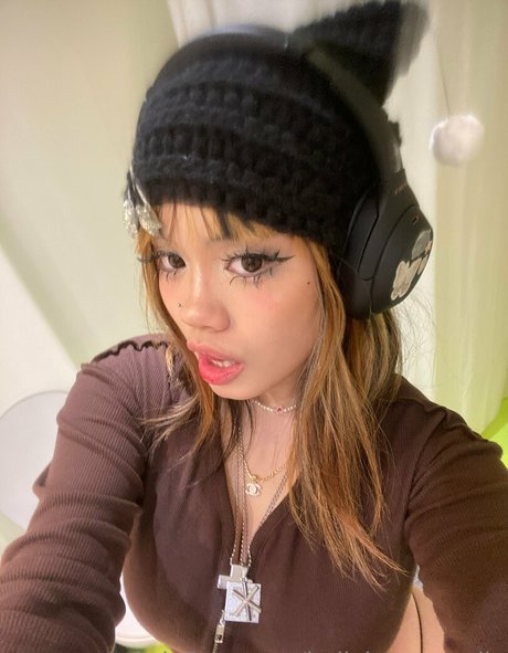 iadivinecomedie naked onlyfans