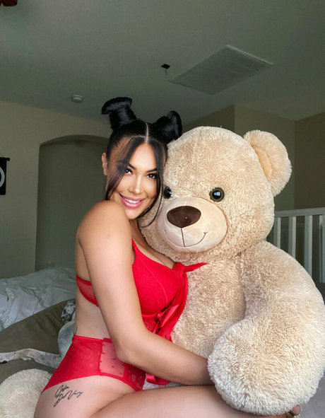 raineyjamesfree desnuda onlyfans