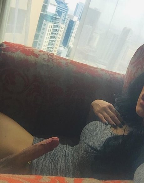 Flavia Almeida onlyfans explicit content