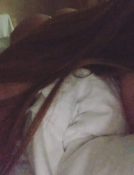 Flavia Almeida strip onlyfans