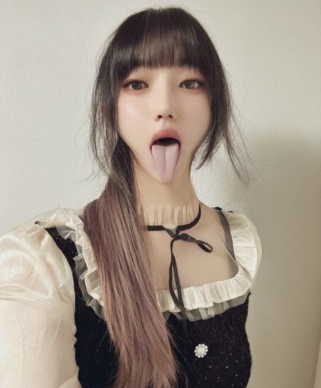 Ayoung onlyfans nude leaks