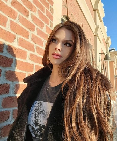 adelinesofficial naked leaked onlyfans