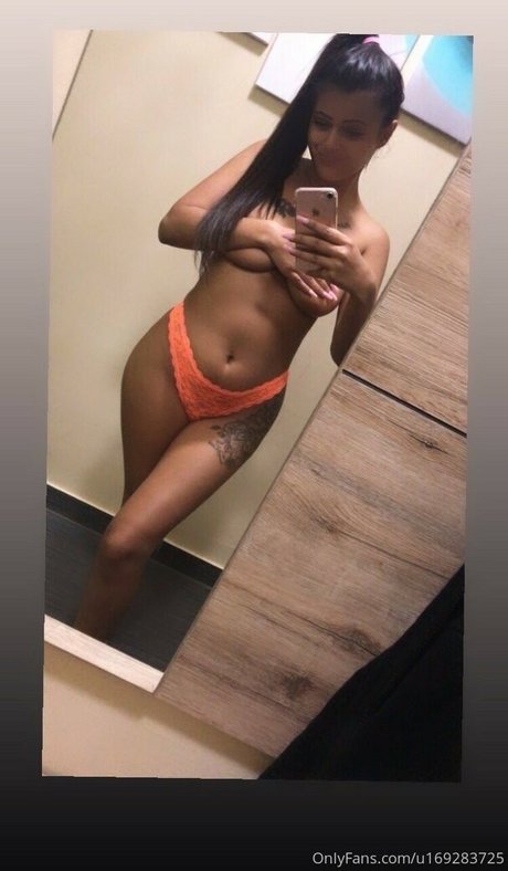 Berki Loretta new onlyfans leaks