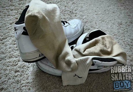 rubberskaterboy leaked onlyfans nudes