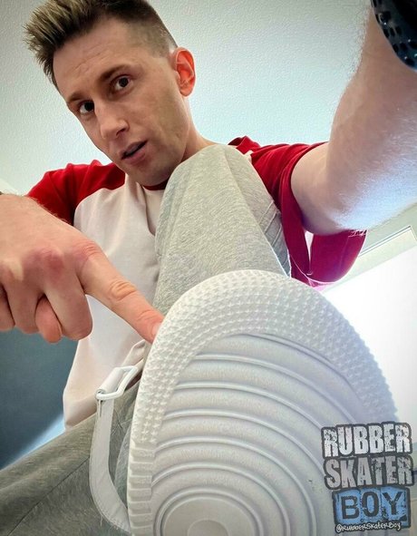 rubberskaterboy new onlyfans leaks