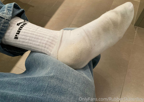 rubberskaterboy onlyfans gratis