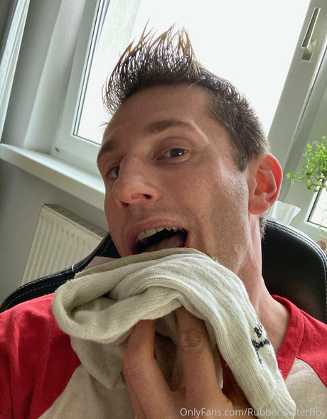 rubberskaterboy onlyfans leaked