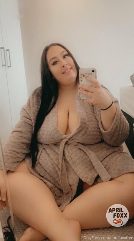 aprilfoxxfree only fans pic