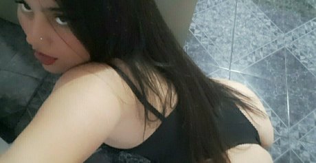 nella71588 naked only fans