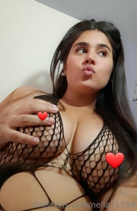 nella71588 onlyfans ass