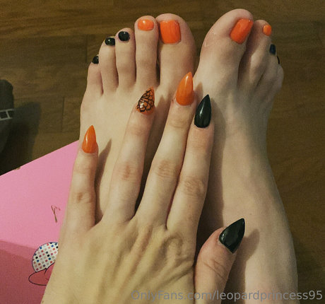 leopardprincess95 onlyfans naked leak