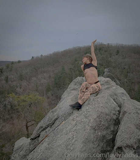 lovlylindss onlyfans porn leak