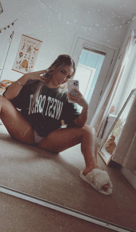 taylorsatomi onlyfans leaked xxx