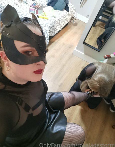 rosejadestorm onlyfans leajs