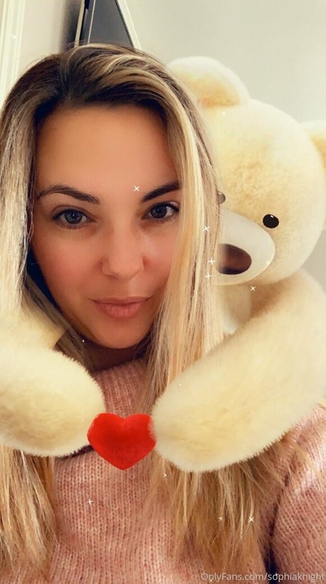 pregnant onlyfans erotic snapshot