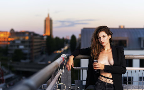 Jiwa Raga onlyfans strip