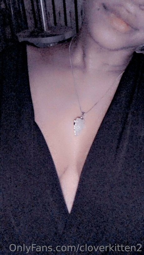 cloverkitten2 onlyfans nudes