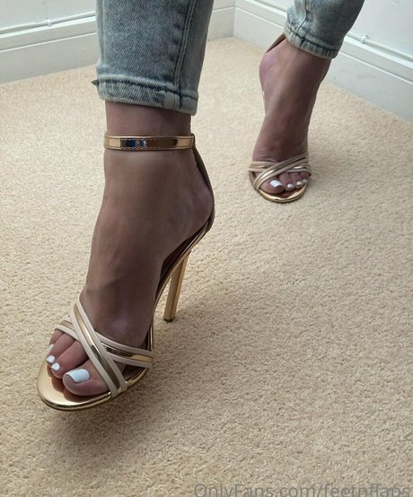 feetnflaps free onlyfans