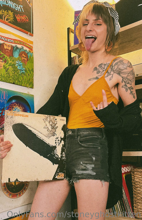 stoneyghostkitten onlyfans free