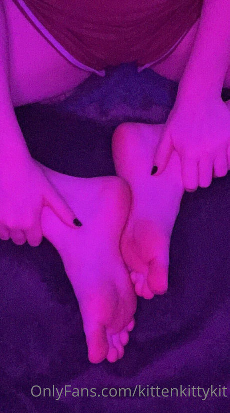 kittenkittykit only fans pics